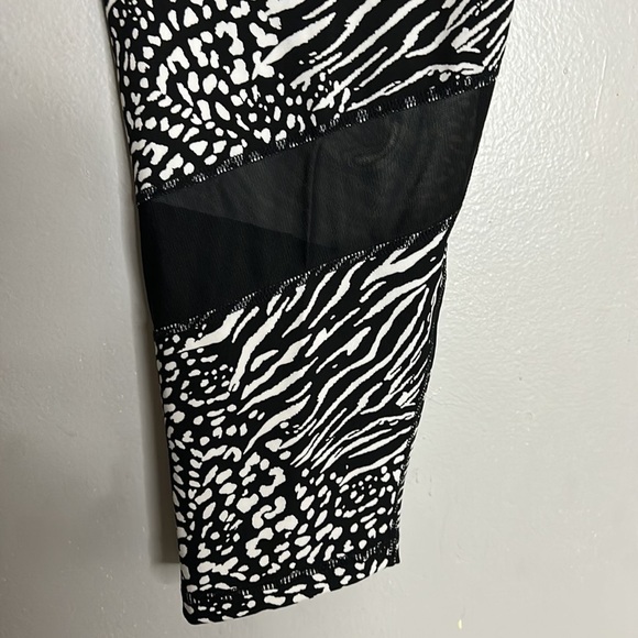 Tommy Hilfiger full length animal print activewear legging plus size 3XL - Picture 3 of 5